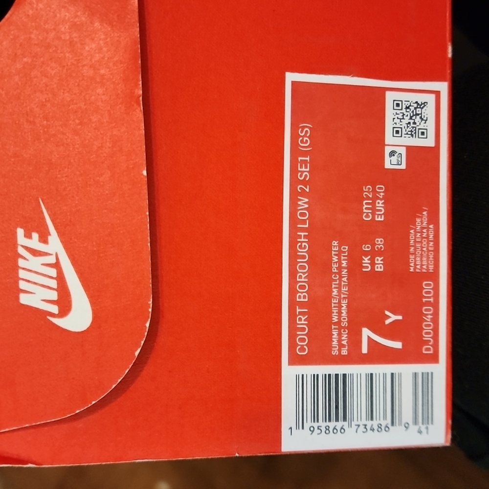 Court Borough Low 2 SEI in box EUC